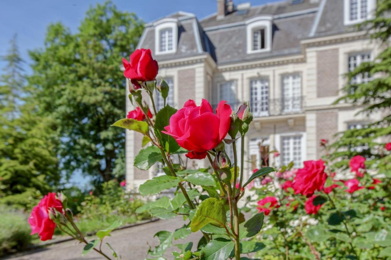 Chateau D'Avesnes - Le Castelet Esterno foto