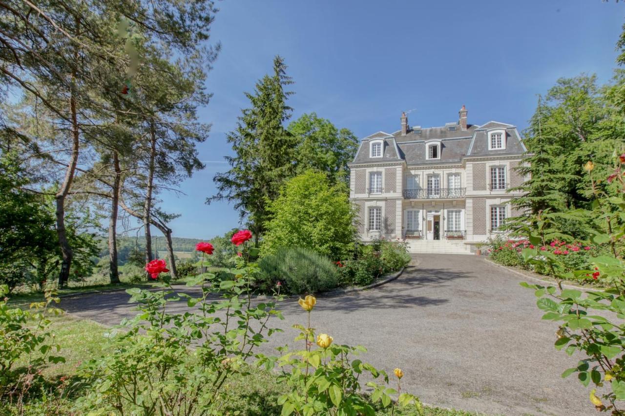 Chateau D'Avesnes - Le Castelet Esterno foto